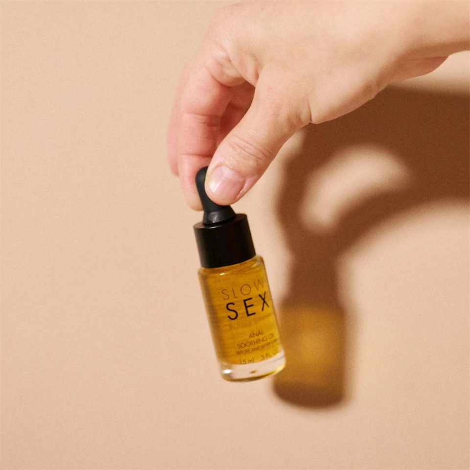 ANAL SOOTHING OIL BEFORE AND AFTER CARE